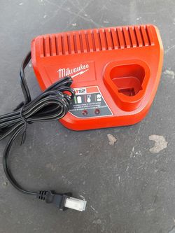 Milwaukee charger 12 volt