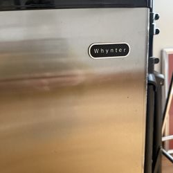 Whynter Compact Freezer – Great Condition