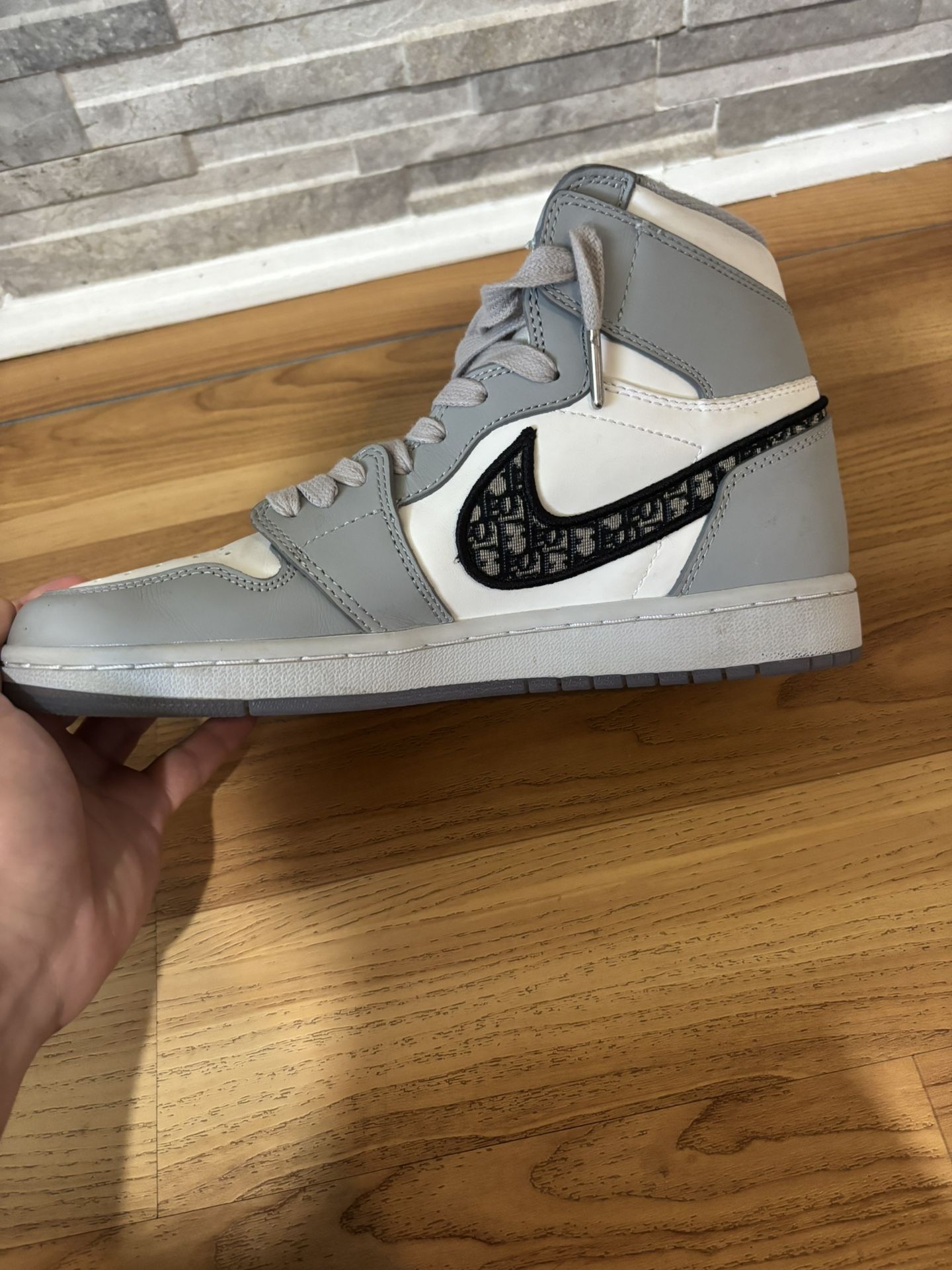 Air Jordan Retro High “Dior” Size men used 2x