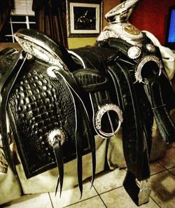 Montura de cocodrilo.