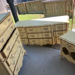 Antique French Provincial Bedroom Set