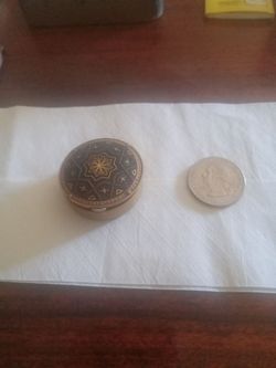 ANTIQUE PILL BOX