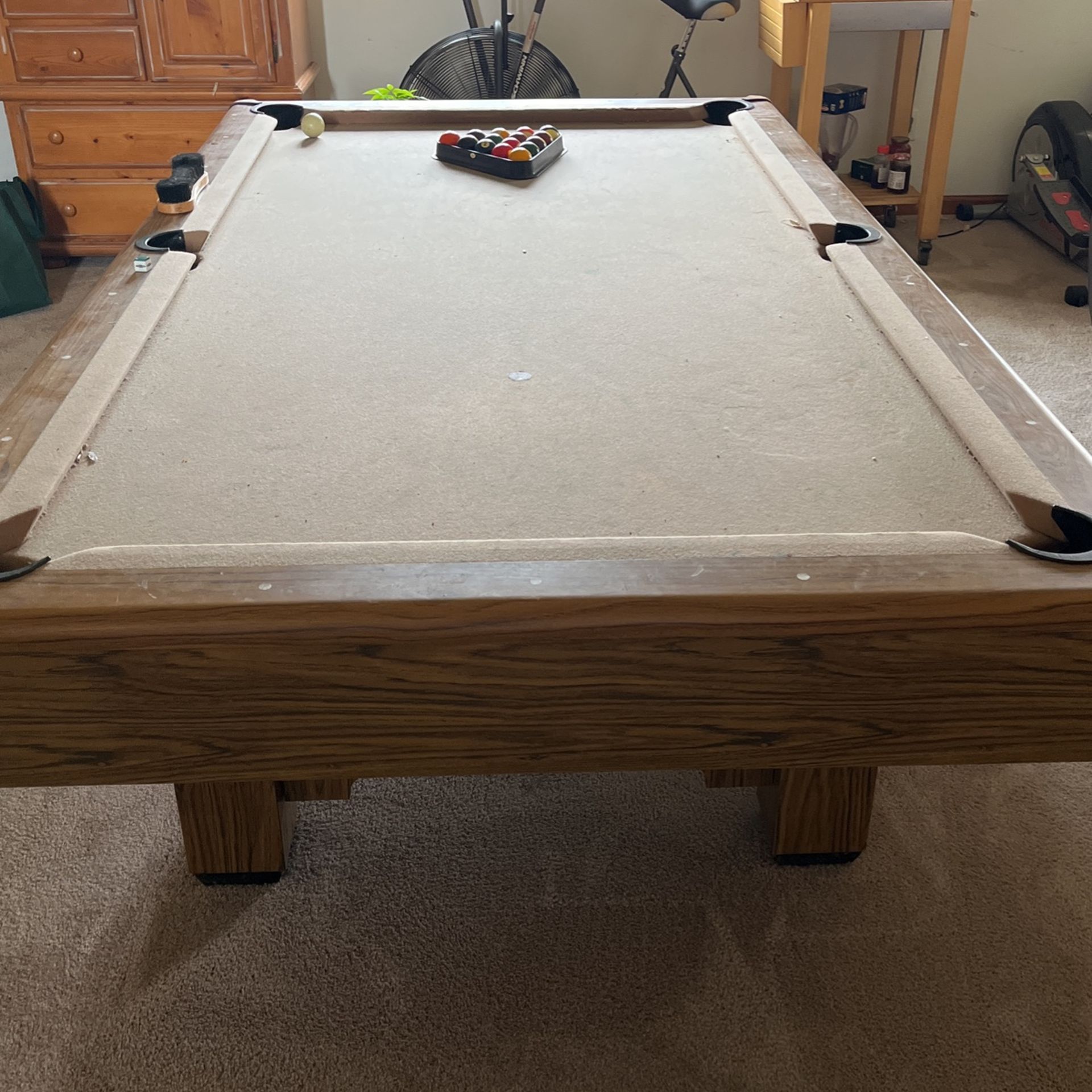 Full Size Pool Table 