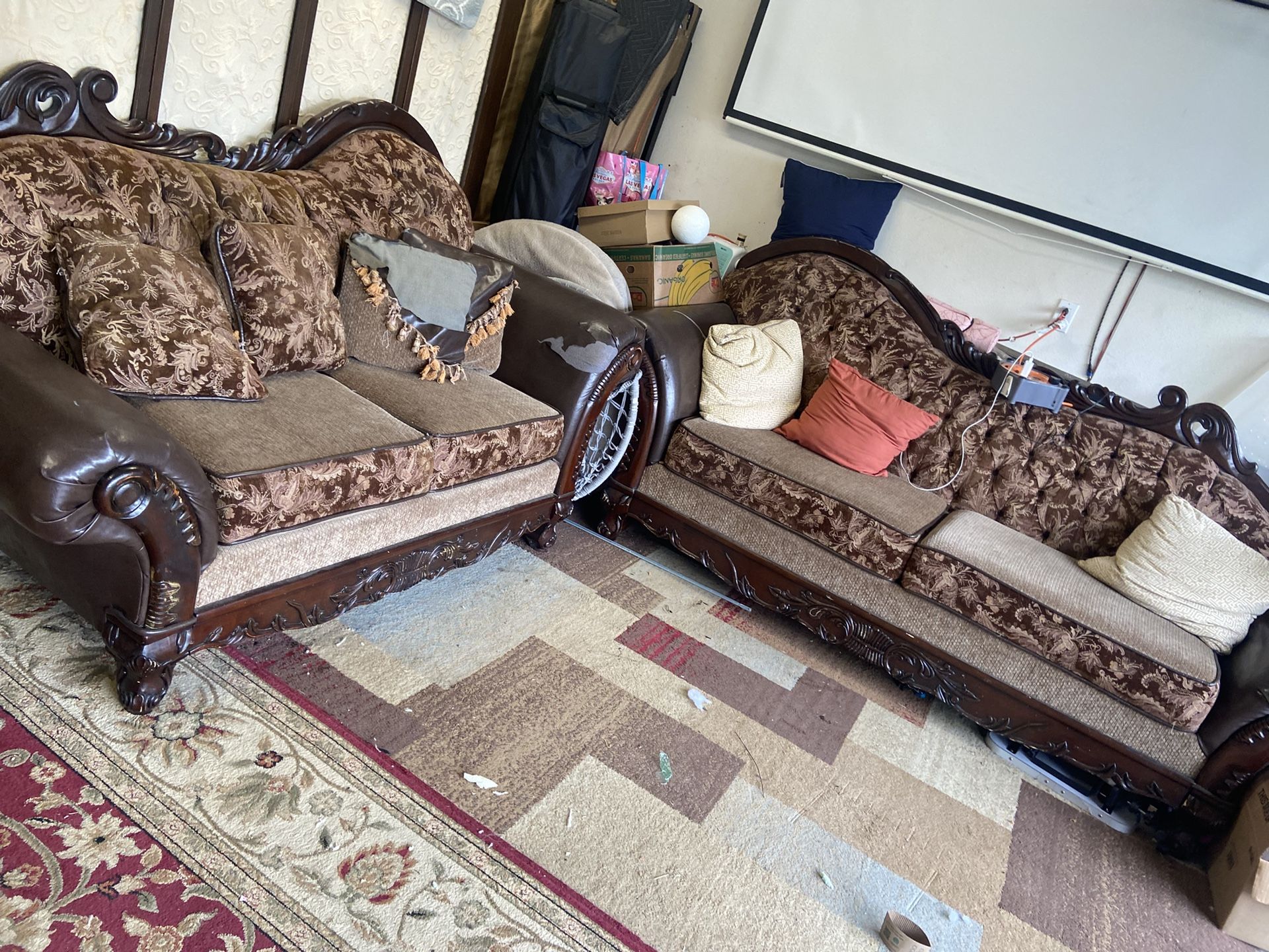 Excellent FurnCondition Have Some Leather tear On The Sides As Picture Shows , Customized..comes With One Side Matching Table Not Shown In Pictures
