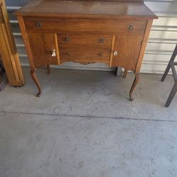 Antique Chest With Mirror 