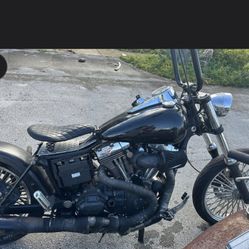 Harley Davidson Addicts enthusiast investors seven bikes, three frames 21 five