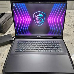 MSI TITAN 18HX i9/4090 Laptop