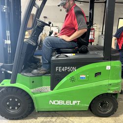 Noblelift FE4PSON Forklift