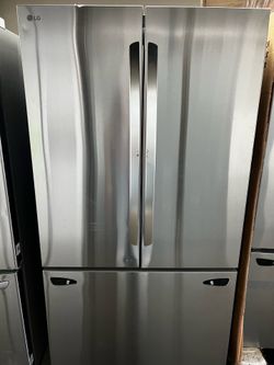 LG COUNTER DEPTH FRENCH STYLE REFRIGERATOR STAINLESS STEEL