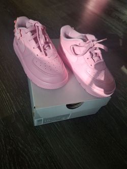 NEW Nike Air Force 1 size 10C