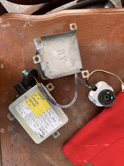 07-08 Acura TL Type S Passenger Headlight Ballast and Igniter