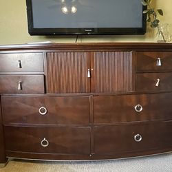 California King Set, Mattress, Box Spring  + Bedding