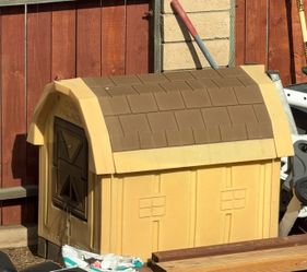 Dog House insulated