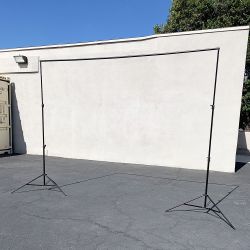 $40 (New) Heavy duty backdrop stand 8.5x10 ft adjustable photography background w/ clips and carry bag 