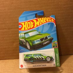 Hot Wheels Volvo 240 Drift Wagon (Milwaukie,OR)
