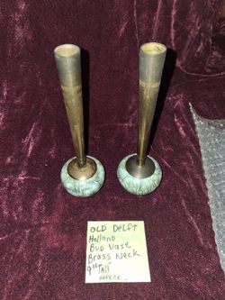 Two very old delft Holland bud vases.. awesome condition! Selling as a pair. All sales final.