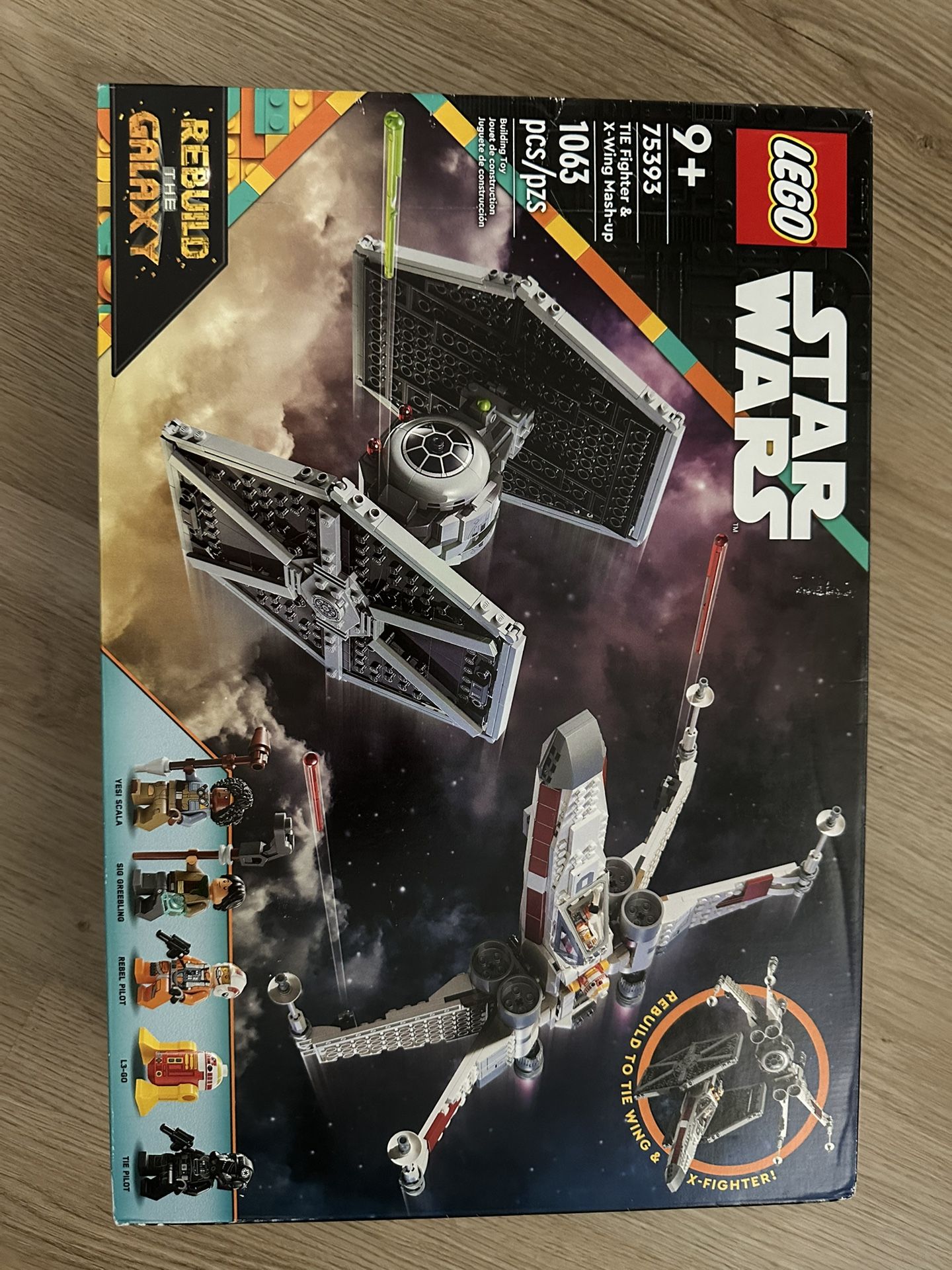Lego Star Wars TIE Fighter & X-Wing Mash-up Building Toy Set