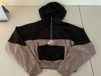 Women’s Nike Jacket - Size S