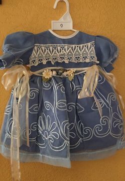 Girls dress for any occasion ( item 2)