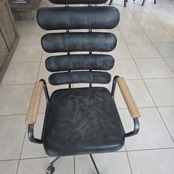Calan Office Chair (Vintage Black)
