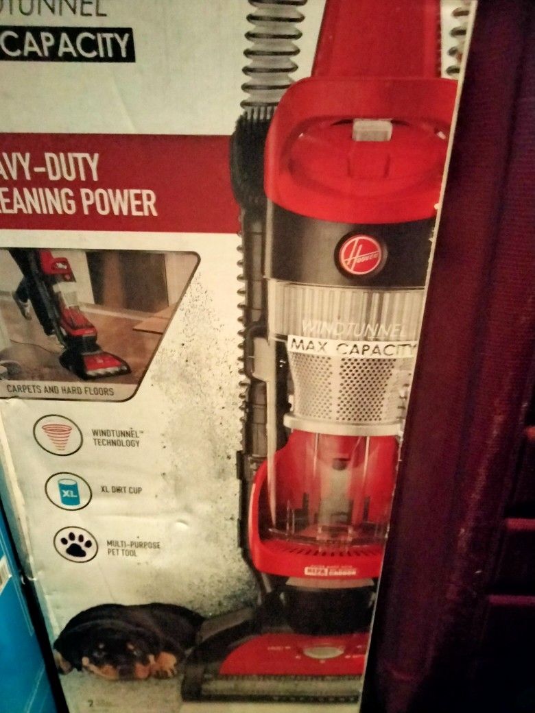 Hoover Heavy Duty Wind Tunnel Carpet Cleaner