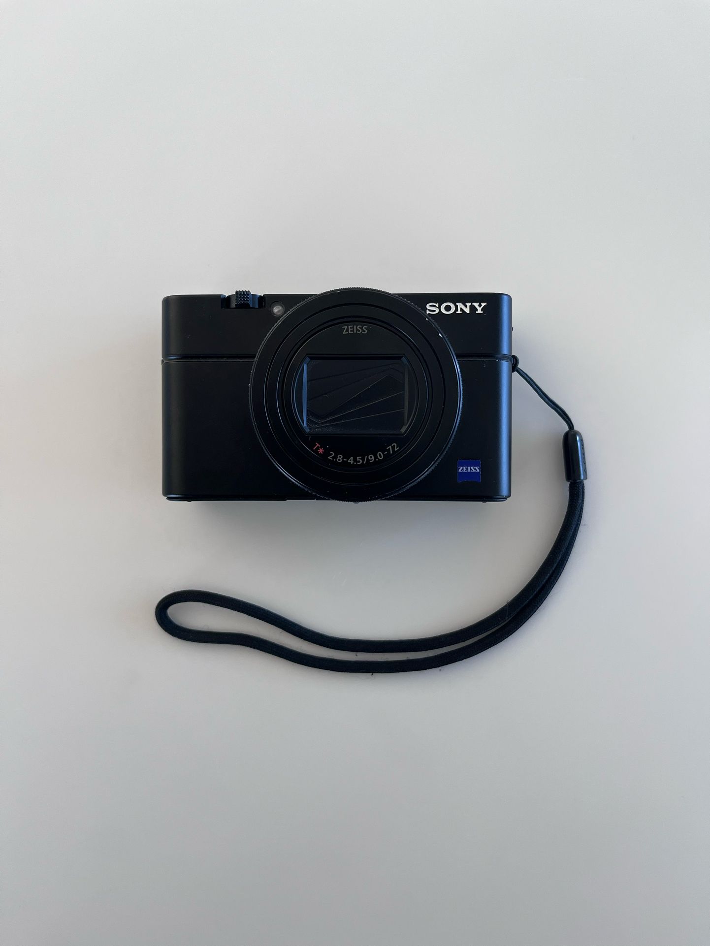 SONY RX100 VI compact digital camera