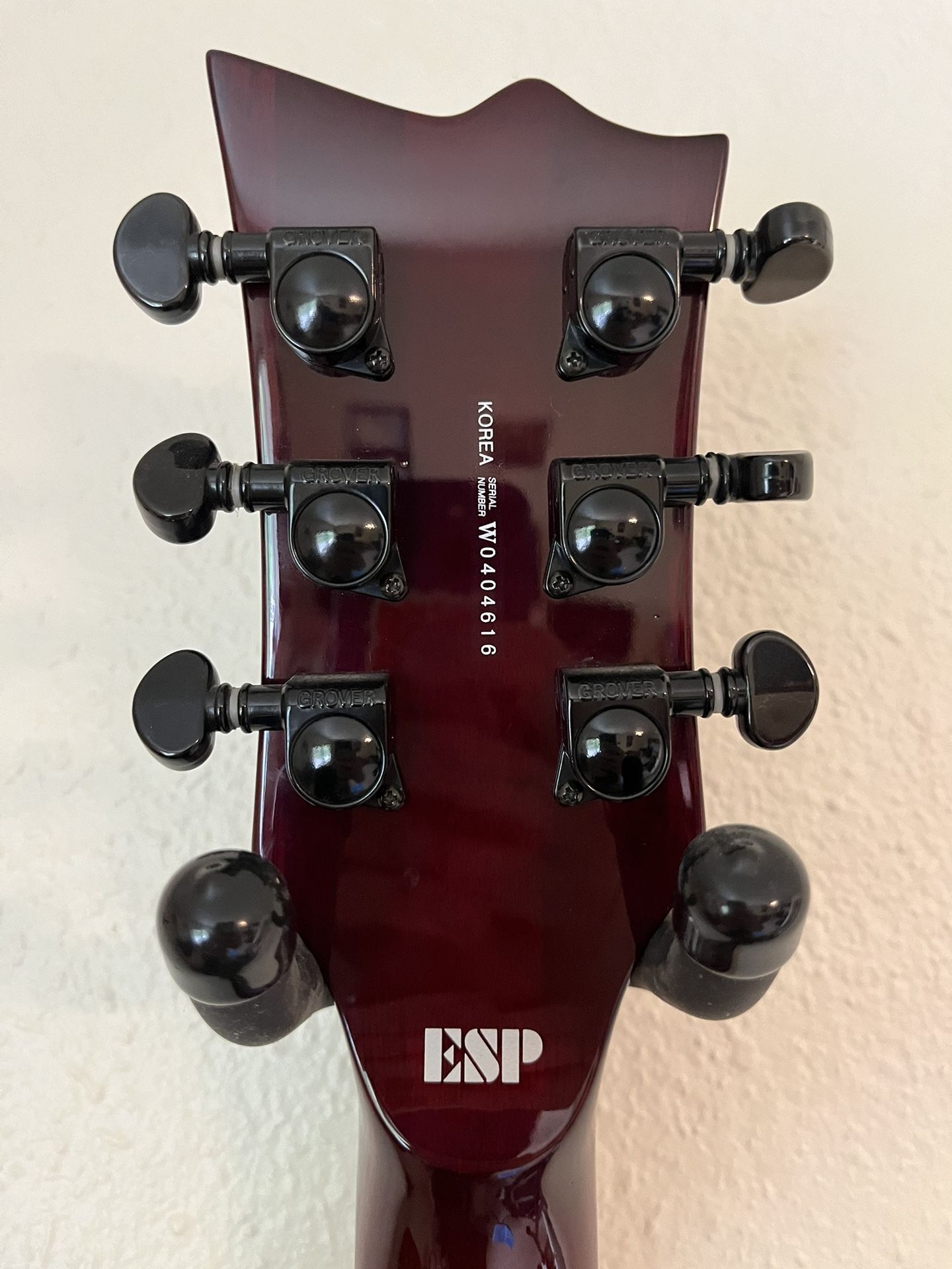 ESP LTD Viper-400 EMG Electric Guitar for Sale in Seattle, WA