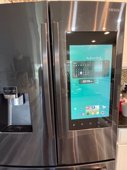 Samsung 36” 29.5cu touchscreen Smart fridge