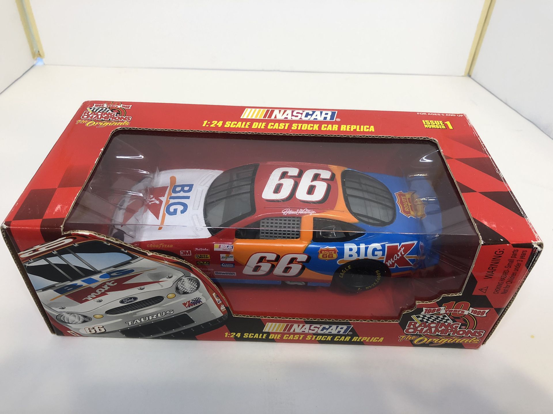 1:24 Scale Die Cast