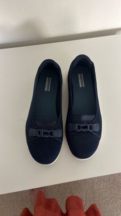 Skechers air cooled goga mat navy blue size 8.5 flats
