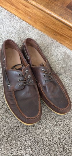 Men’s Leather Frye boat shoes