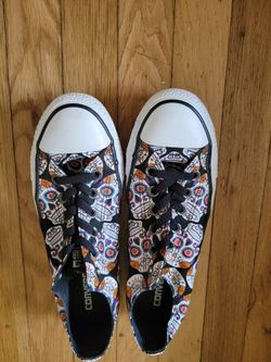 Sugar skull converse deals