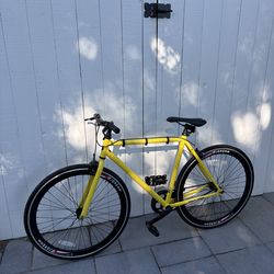 Single Speed Bike – Great Condition (Garage Kept)