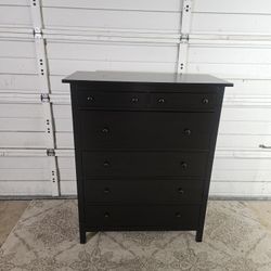 6-Drawer Dresser, Good Conditions 👍, Black Color, Measurement: Wide 43" × Deep 20" × Height 52"