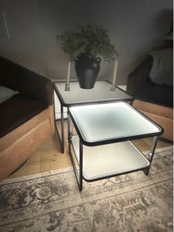 Nesting coffee table with LED LIGHT brand new in box $40