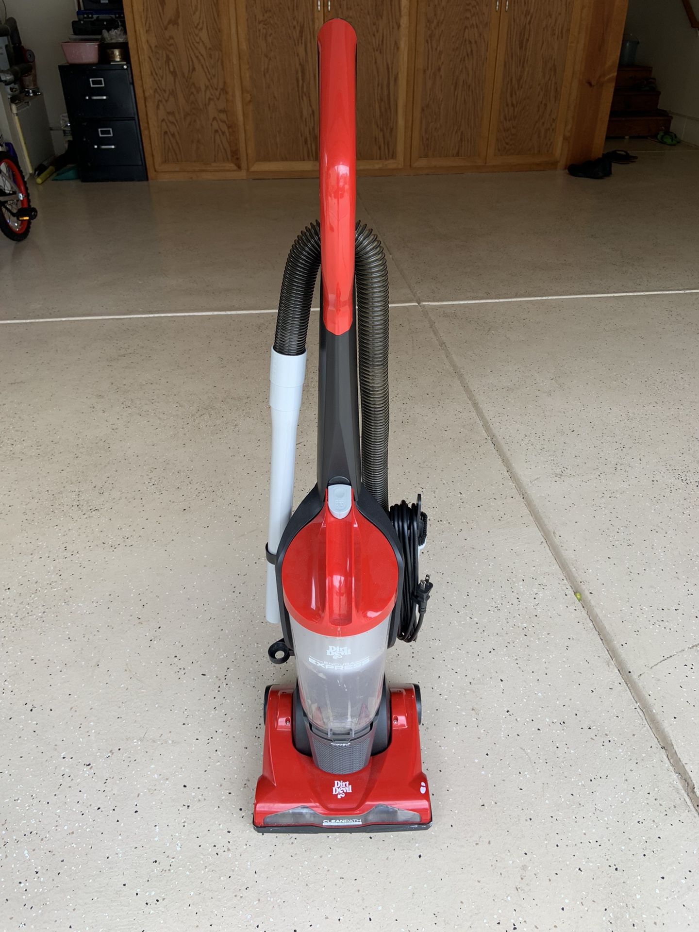 Dirt Devil Cleanpath Vacuum