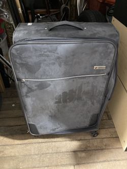 Large Suitcase 