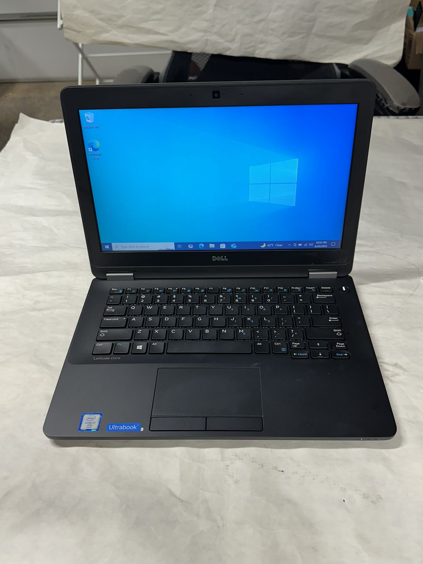 Laptop Dell Latitude E7270 i7 Good Condition Please Read Description Price is Firm
