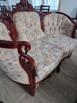 French Luis xv style  sofa $200 firm