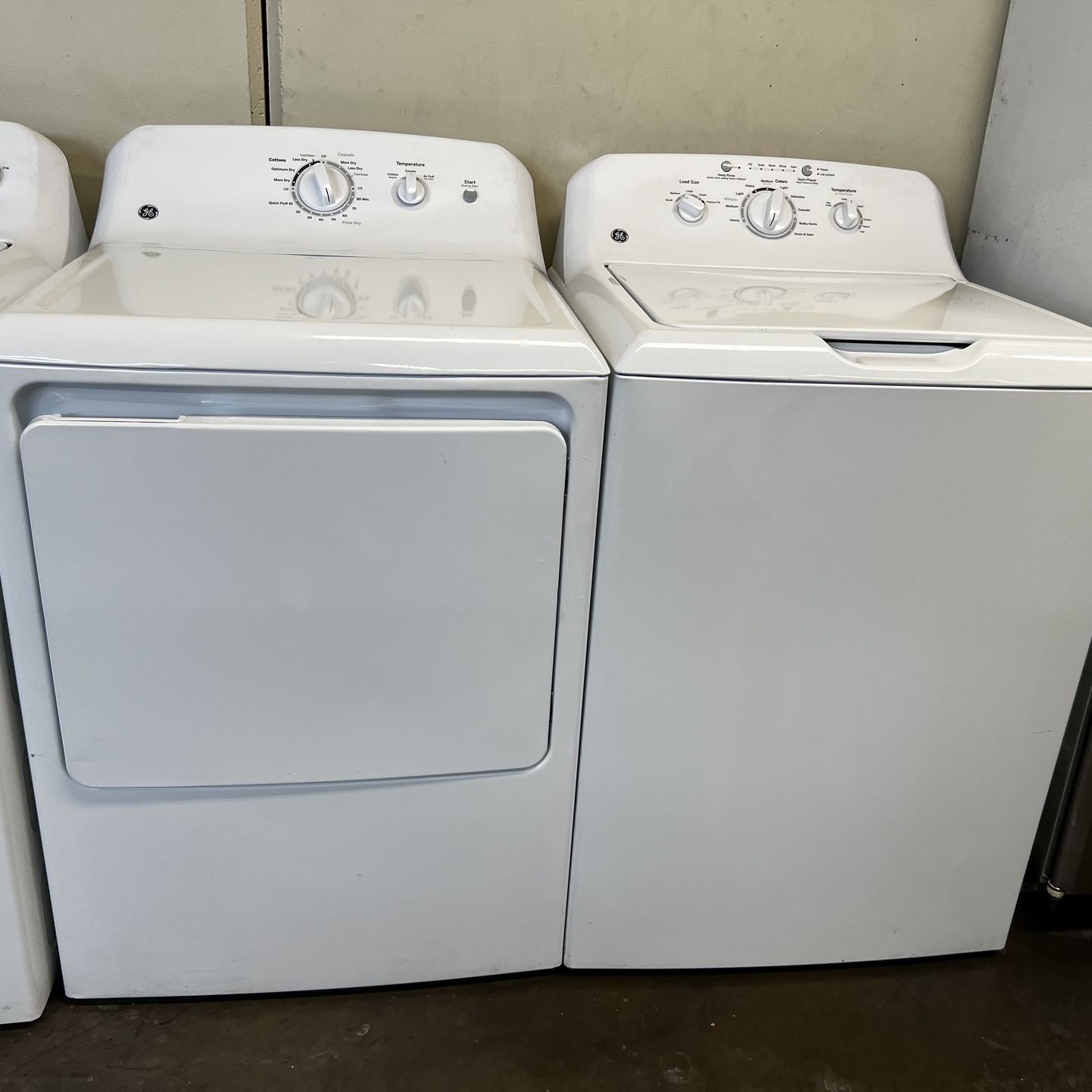 Ge He Top Load Washer And Electric 220v Dryer Set 