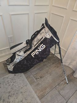 PING Hoofer stand golf https://offerup.com/redirect/?o=YmFnLU1yLlBJTkc= edition