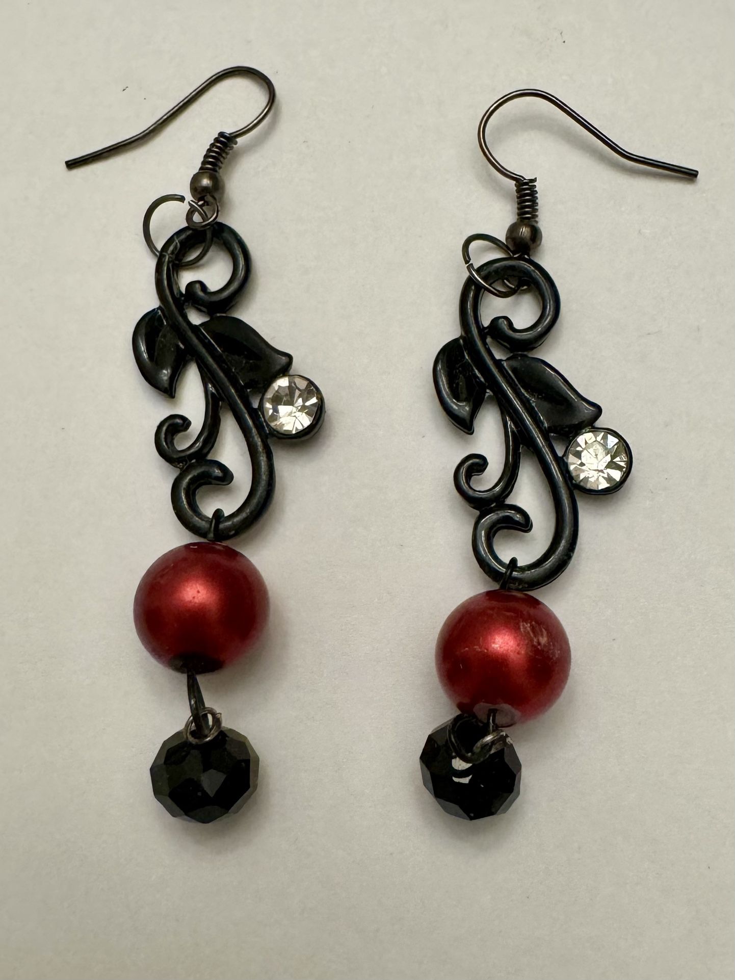 Vintage Fashion Earrings Red Satin Glass Pearl Pendant Drop Black Metal w Glass Stone. 2” drop.  