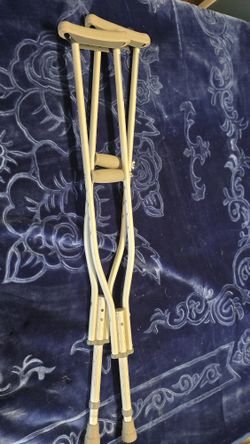 Crutches 