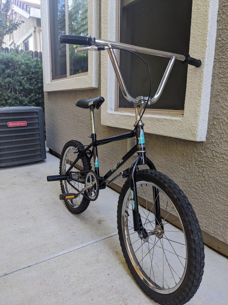 Vintage/Old school 1979 Zenital BMX Bike