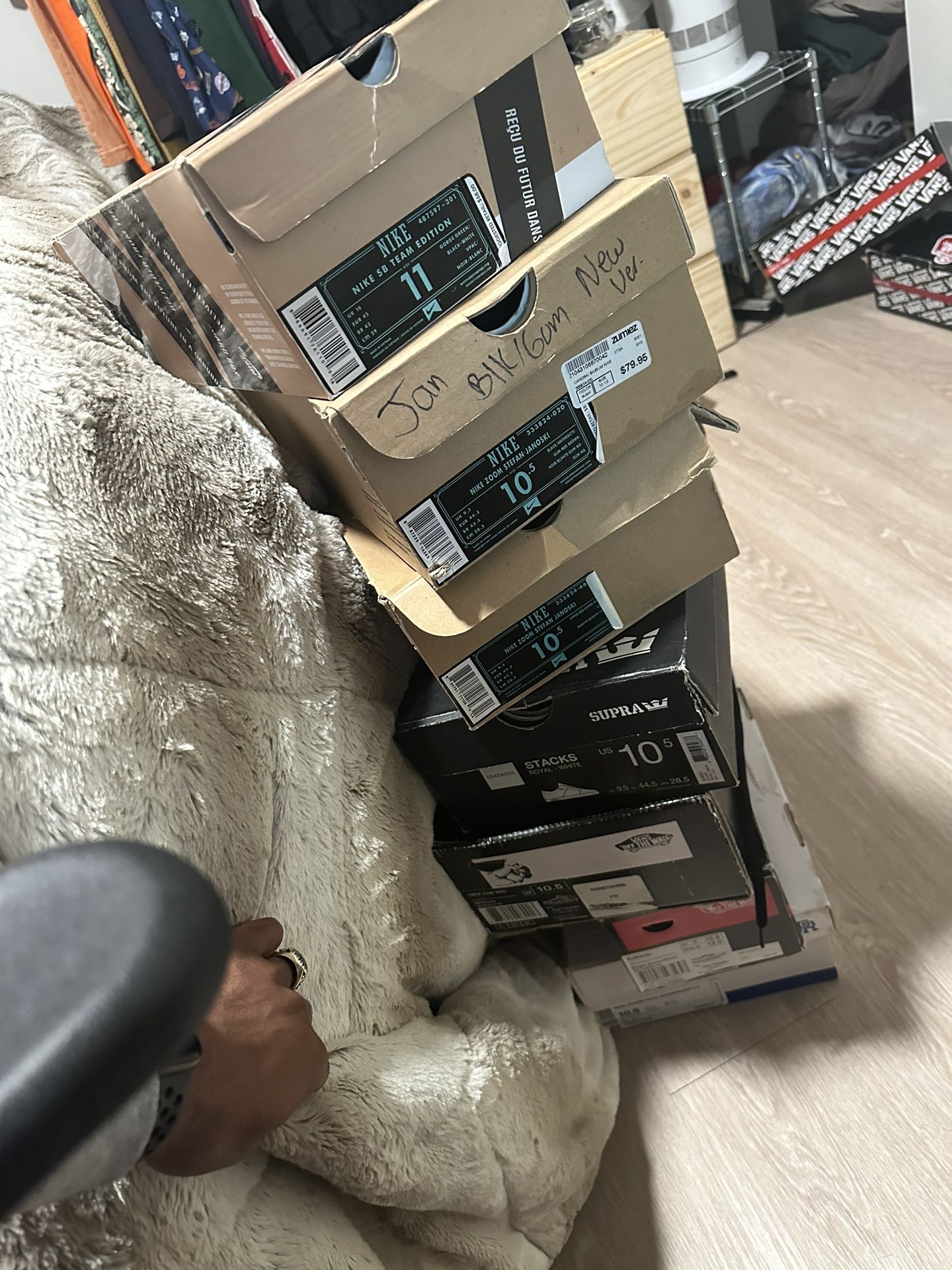 lynnfield s skate shoes