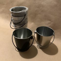 Set Of 6 metal pails