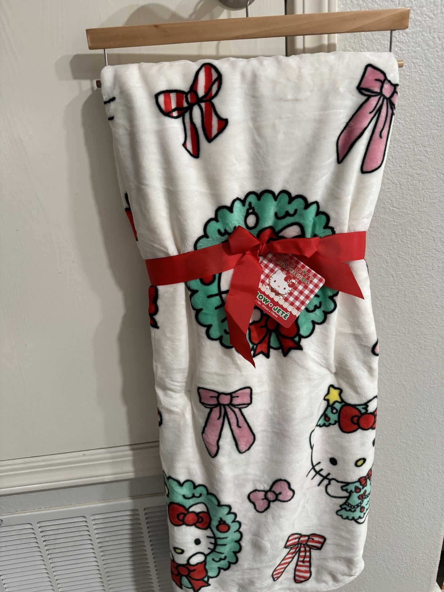 Hello Kitty Throw Xmas Blanket