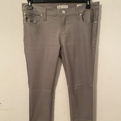 Guess Low Rise Pants Women’s Size 32 (No Tags)