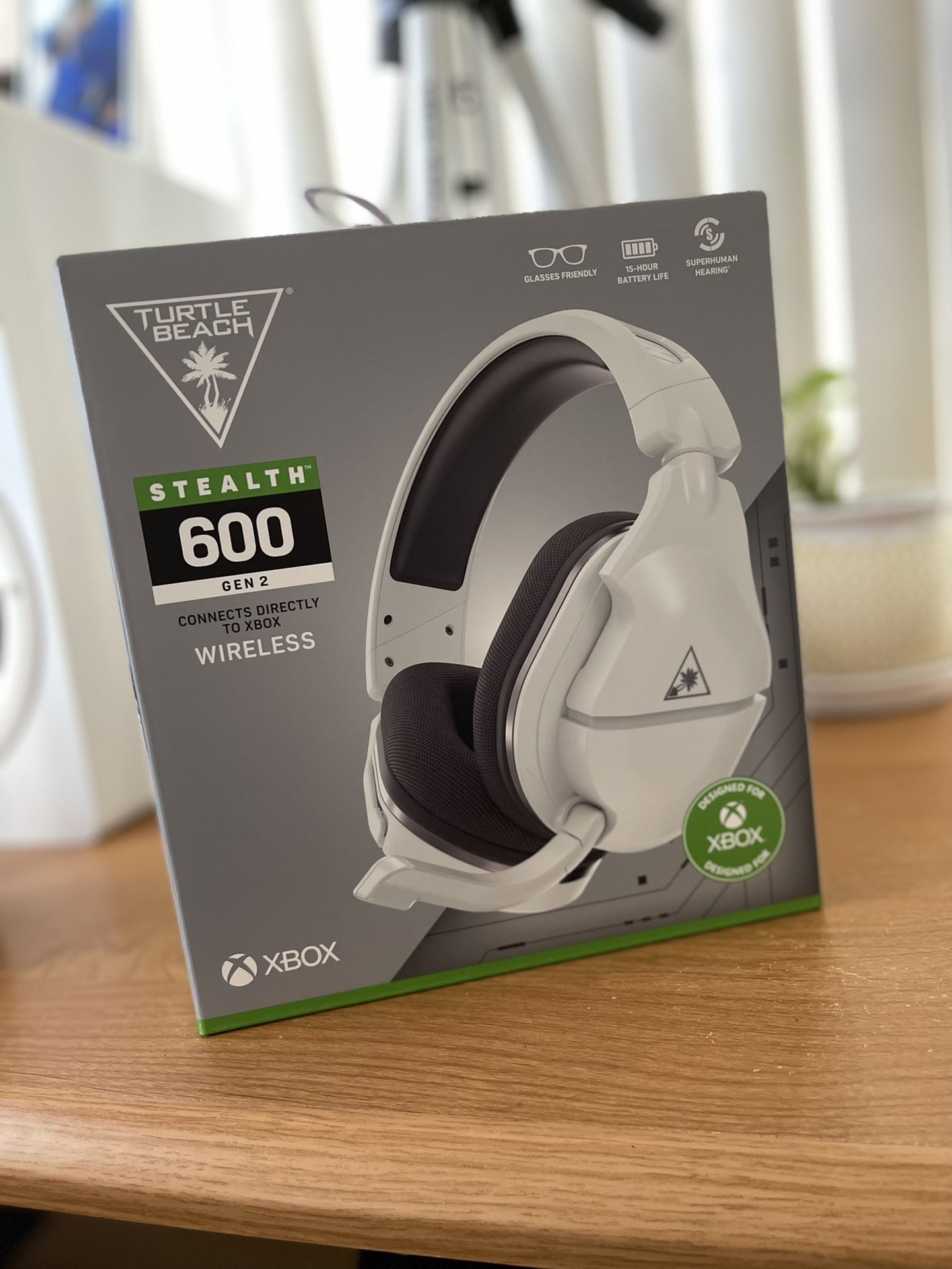 White - Turtle Beach Stealth 600 Gen 2 - Wireless Gaming Headset for Xbox Series
