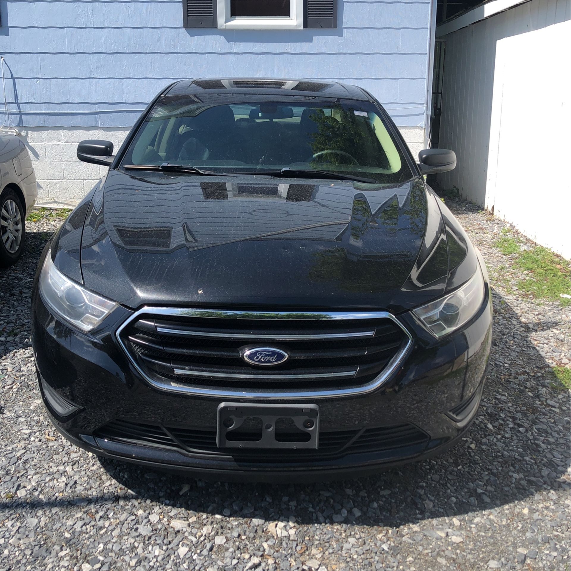 2014 Ford Taurus